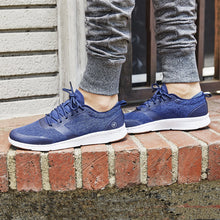 Load image into Gallery viewer, Superfeet Men's Stuart Shoes