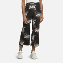 Load image into Gallery viewer, Kenneth Cole New York Women&#39;s Wide Leg Pull-On Pants
