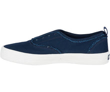 Load image into Gallery viewer, Sperry Women&#39;s Crest Knot Fray Shoes
