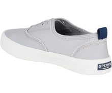 Load image into Gallery viewer, Sperry Women&#39;s Crest Knot Fray Shoes
