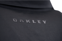 Load image into Gallery viewer, Oakley Men&#39;s Infinity Vertical Line Polo
