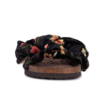 Load image into Gallery viewer, Muk Luks Women&#39;s Faun Sandals
