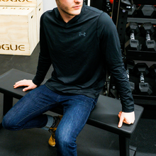 Load image into Gallery viewer, Under Armour Men&#39;s Fitted V-Neck Coldgear Long Sleeve Shirt
