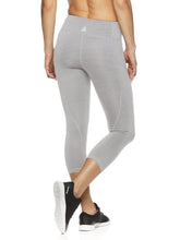 Load image into Gallery viewer, Reebok Women&#39;s Quick Capri Seamed Leggings
