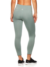 Load image into Gallery viewer, Reebok Women&#39;s Momentum Capri Leggings
